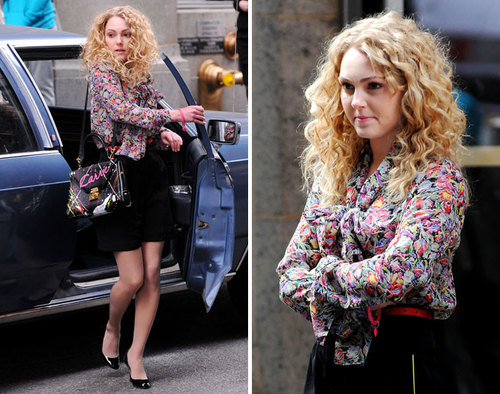 AnnaSophia-Robb-As-The-Young-Carrie-Bradshaw-in-The-Carrie-Diaries--FIRST-LOOK_AnnaSophia-Robb-As-_large